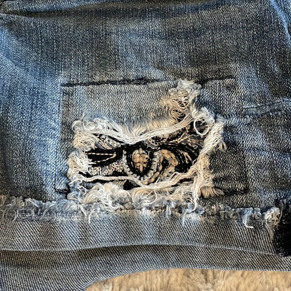 Girls mudd distressed cut off jeans shorts - Picture 2 of 4